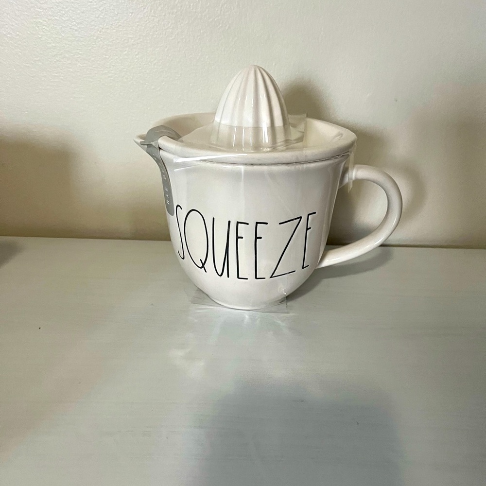 Rae Dunn LL SQUEEZE Ceramic Juicer
